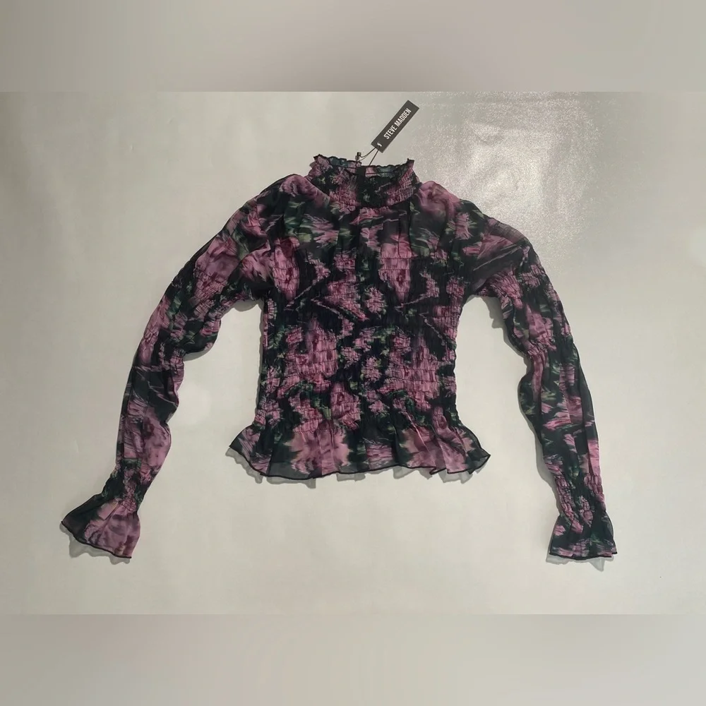 NEW Steve Madden Womens Presley Smocked Long Sleeve Top Blouse Rose $69 - Picture 3 of 10